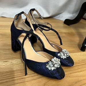 Something borrowed, something new, SOMETHING BLUE.